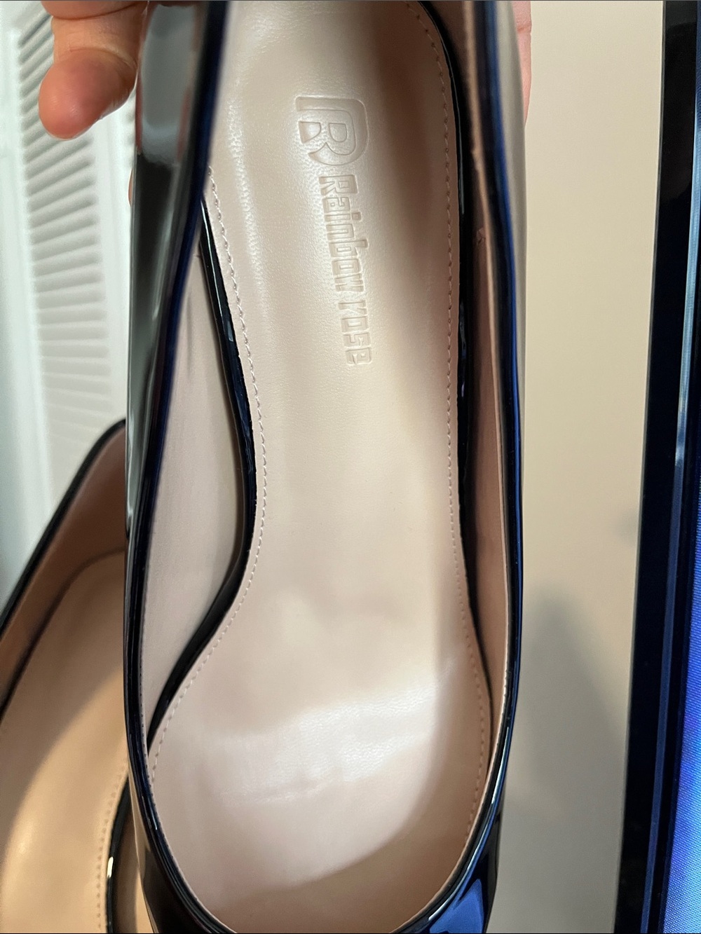 Black Patent Pointed-Toe Pumps with red bottoms - Picture 5 of 6